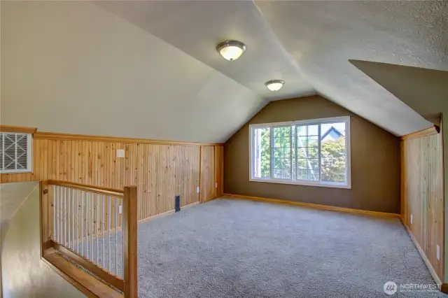 Bonus room can be used for guest room, hobby or flex room!