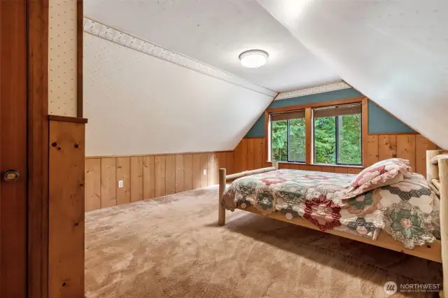 Bedroom or Bonus Room