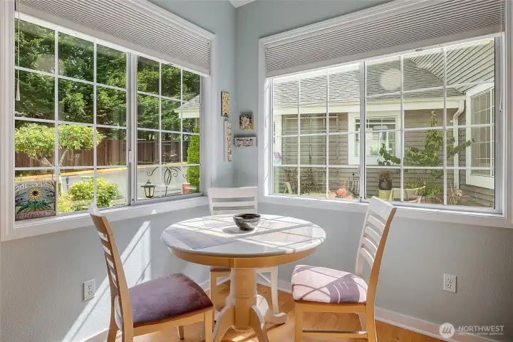 Dreamy breakfast nook.