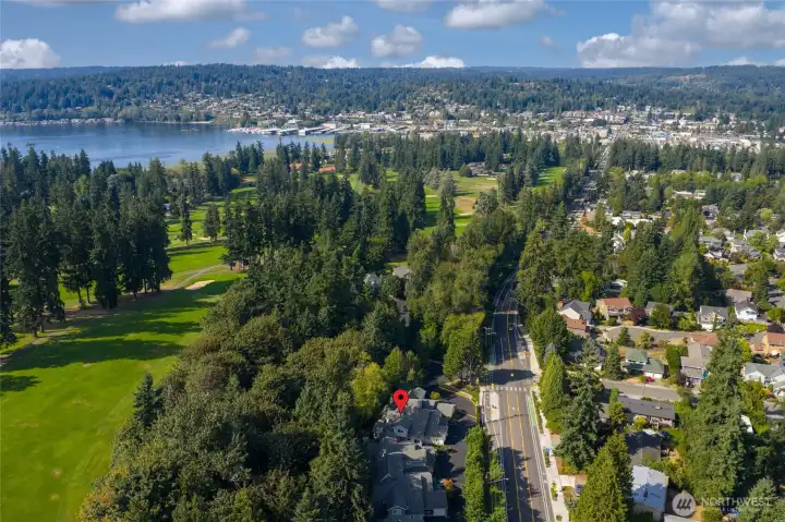 Easy Seattle and eastside access.