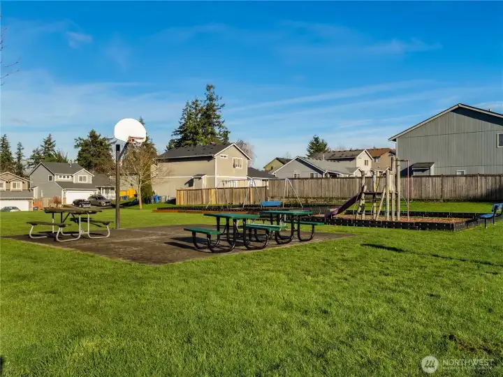 Community Park only 1 block away