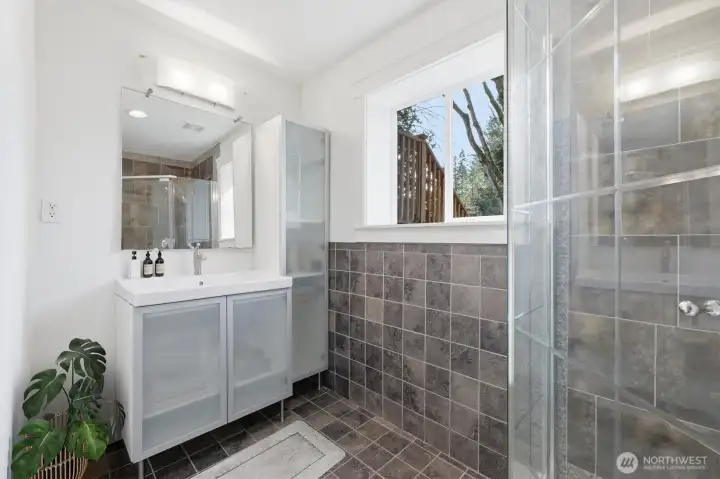 Bathroom (virtually staged)