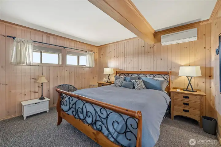 Lower level bonus room with peakaboo water views
