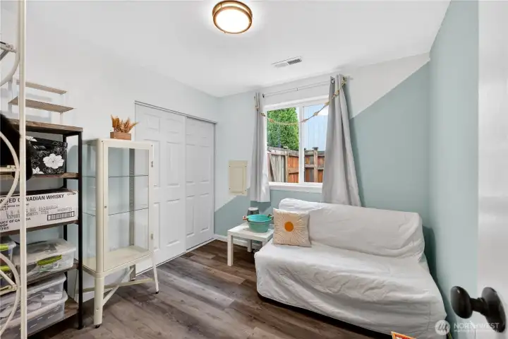 Versatile room with natural light—ideal for a guest room, office, or creative space.