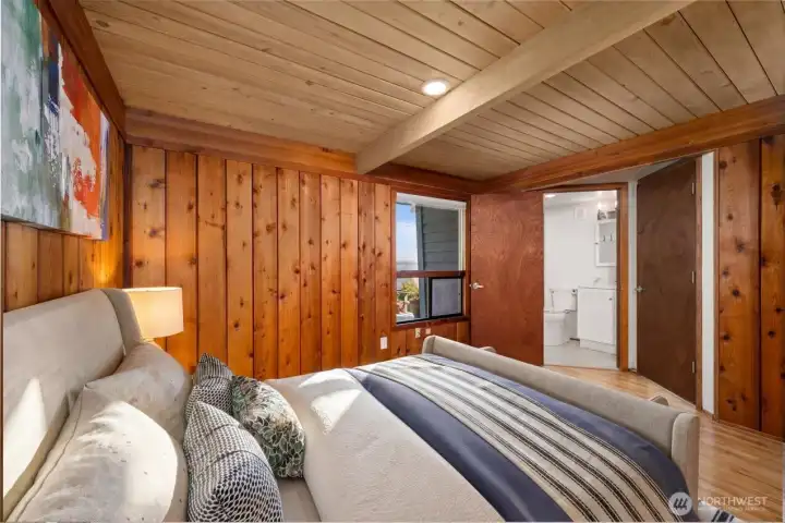Staged Picture: Primary Bedroom