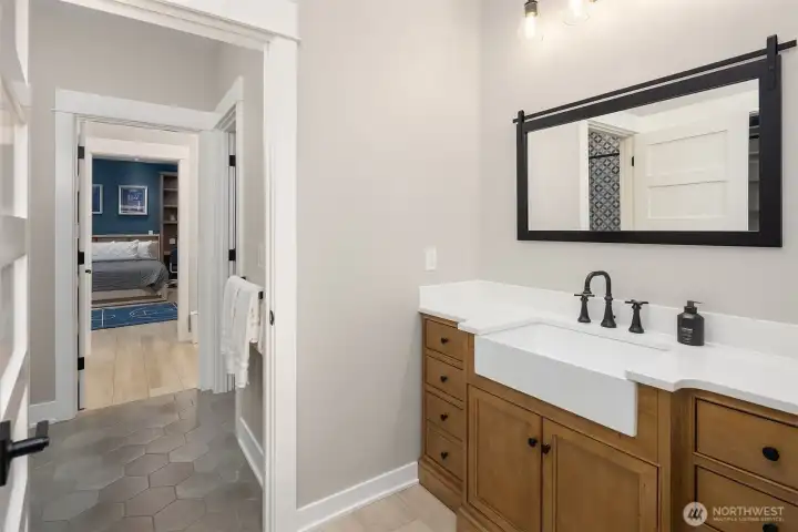 Bathroom 3 Side 2