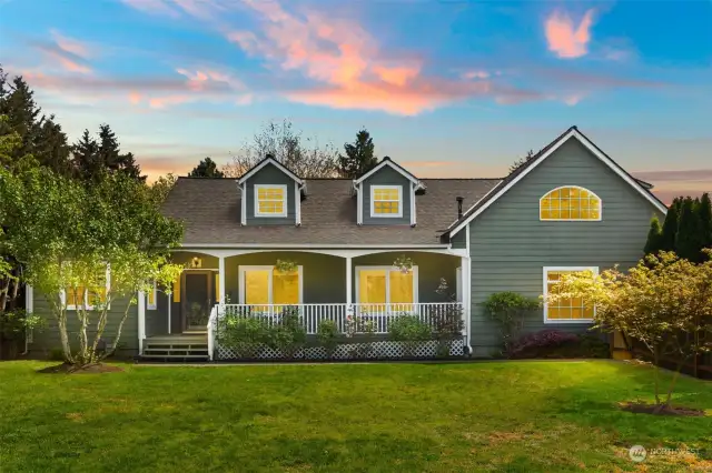 One of a kind home in an amazing Kirkland location.  This home is extremely private from the moment you drive into the driveway!  It is perfect as-is with a few minor personalization or take it to the next level and make it even more uniquely yours!