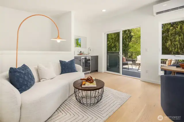 Sky lounge or 3rd bedroom