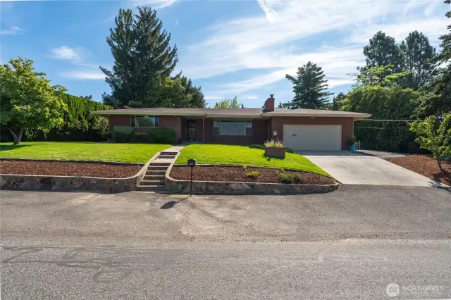 Beautifully maintained single level home with huge basement!