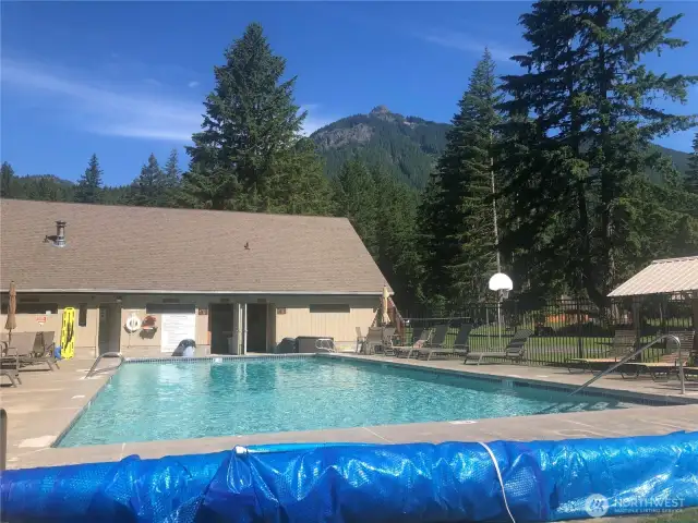 Two adult pools, One kiddie pool