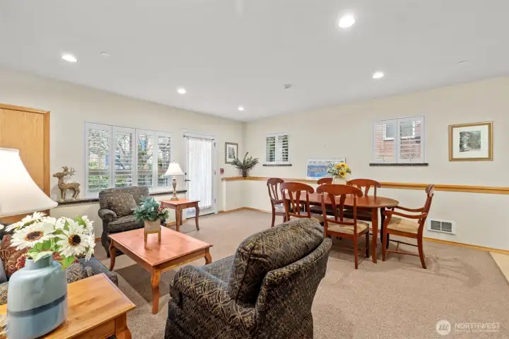 Resident Lounge on 1st fl