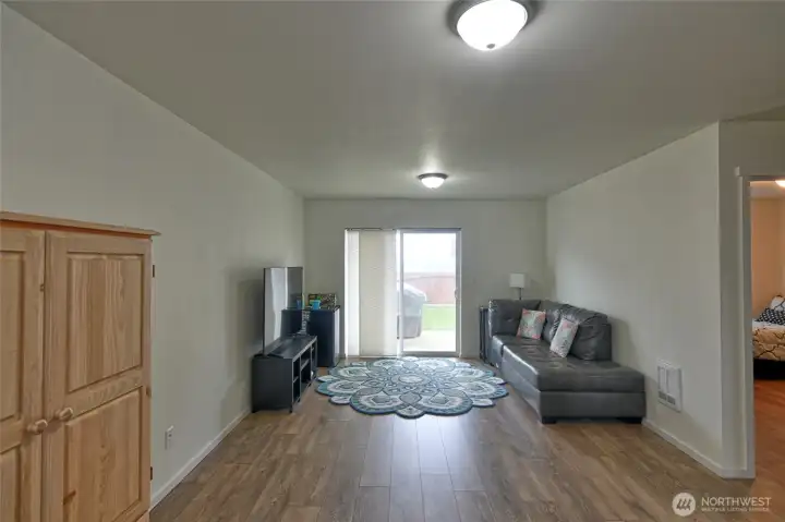 Coming in to the downstairs.