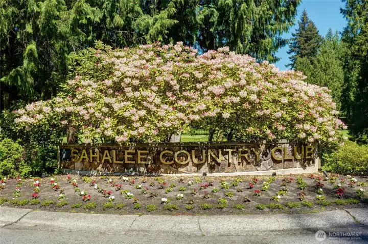 Sought after beautiful Neighborhood!