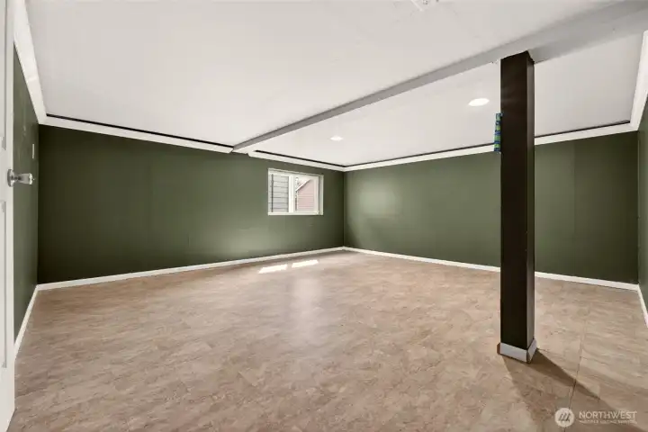 kids play area/ storage area for