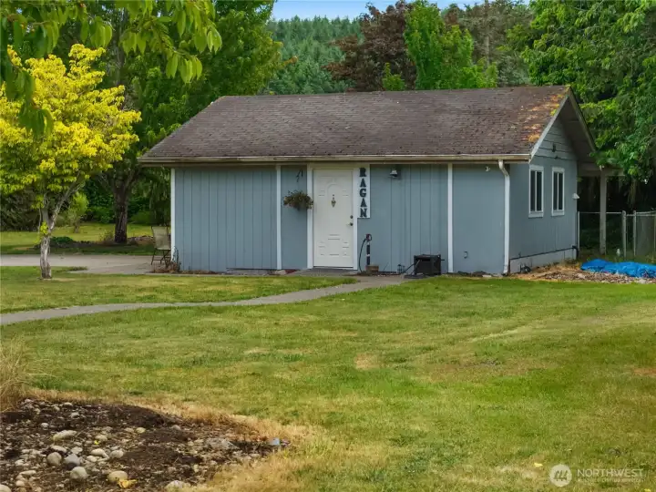Detached ADU/Office/Hobby or game room