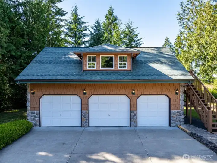 Amazing garage/shop just remodeled Amazing garage/shop just remodeled