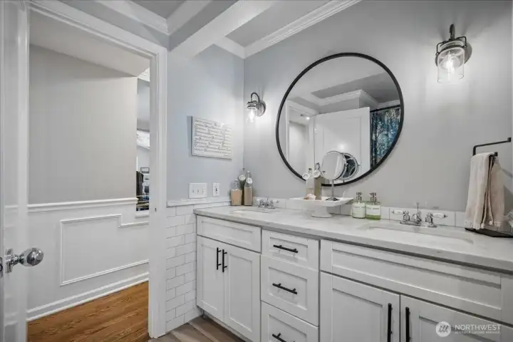 Full bath double sinks