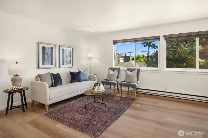 Got a large sectional? No problem. You've got a ton of floorspace to sprawl. Got a large sectional? No problem. You've got a ton of floorspace to sprawl.