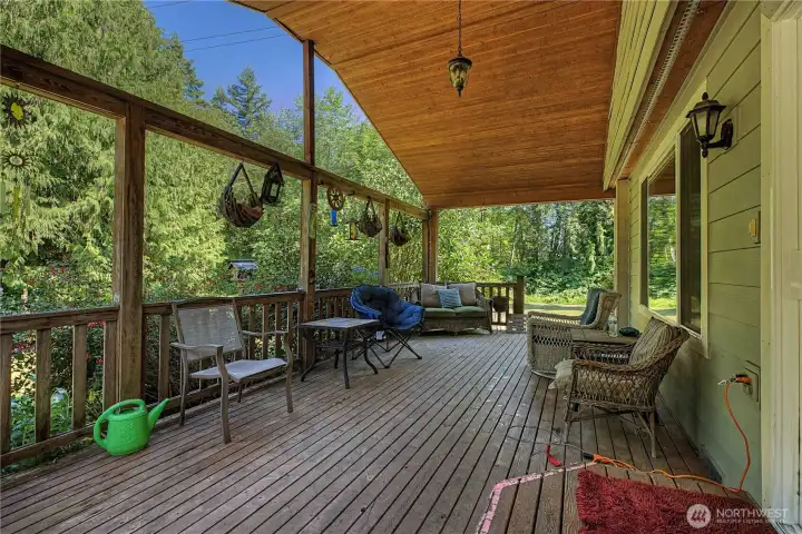 Enjoy this beautiful deck year-round Enjoy this beautiful deck year-round