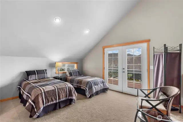 Loft-Upstairs