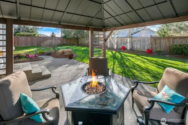 Beautiful and private backyard!  Full yard Rainbird wi-fi controlled sprinkler system in front and back.