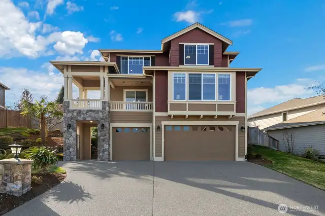 Spacious 3 car garage!