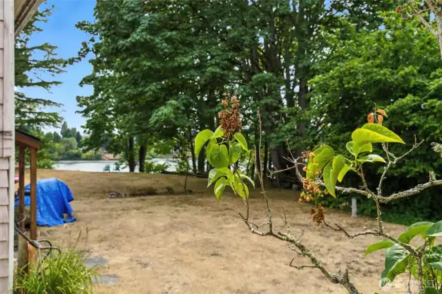 View from deck and yard of Port Washington Narrows