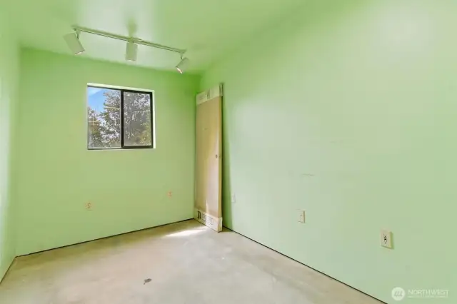 2nd space in the detached garage