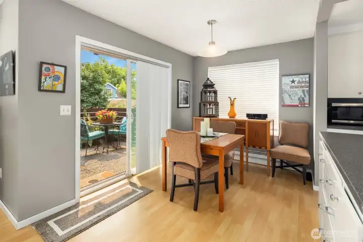 Cute dining nook just inside from the patio