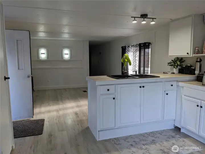 Kitchen/Main Room