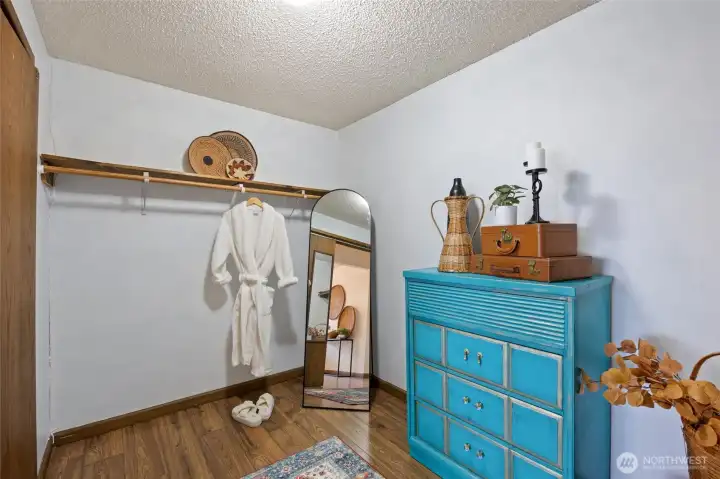 Primary Walk in Closet