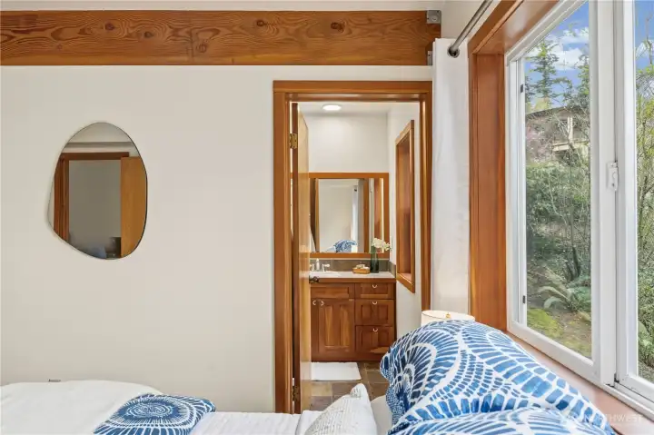 Guest bedroom with private 3/4 bathroom