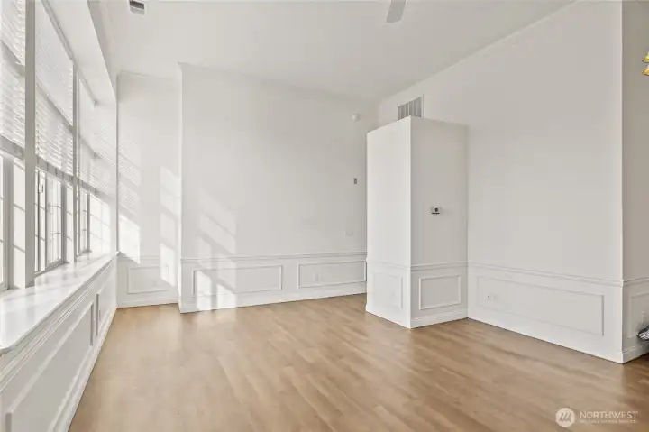 Wainting for you color accents.