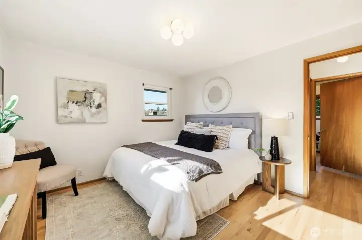 Bedroom on the SW corner is the largest.