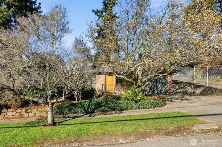 Mature landscaping provides such a peaceful setting!