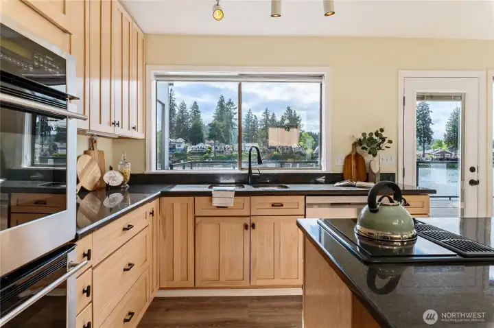 Solid surface & wall ovens