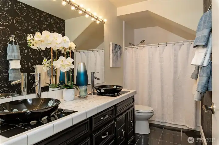 Main floor full bath.