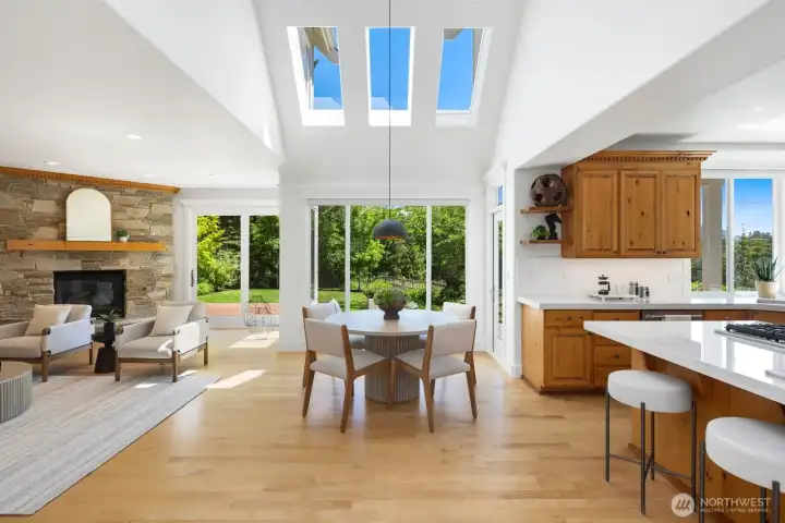 Light and bright with wall windows and new skylights