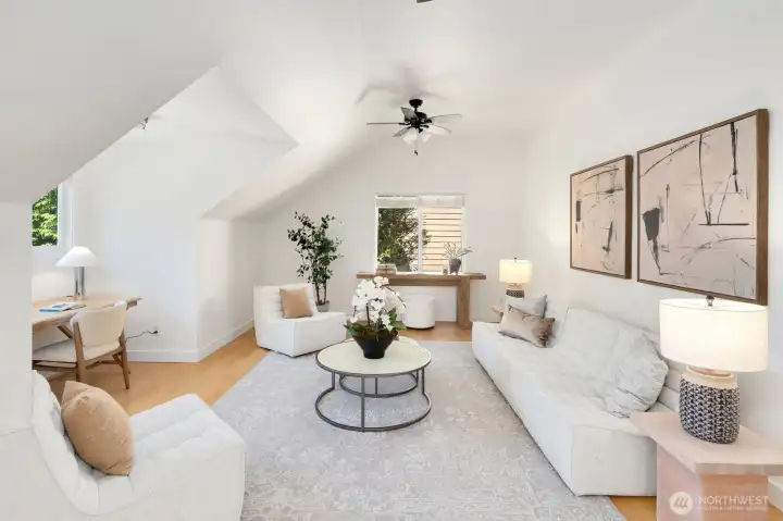 Extra large bonus room for aditional bedroom, home gym, play room...you decide!
