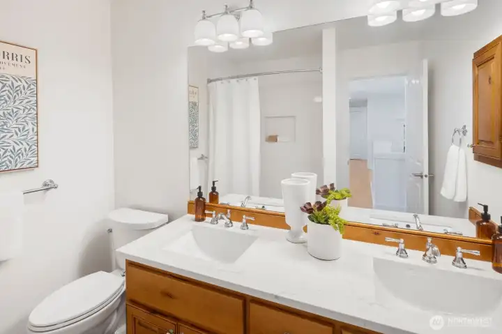 Fully updated hall bathroom