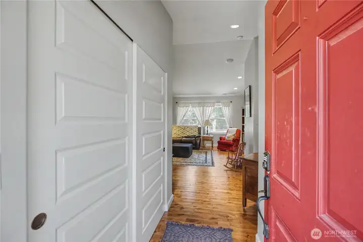 From the moment you enter the home, storage abounds! From the moment you enter the home, storage abounds!