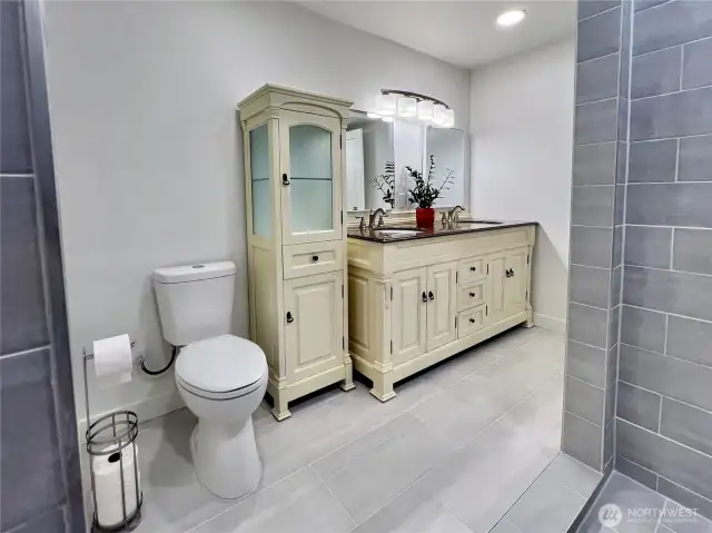 Bath off lower level primary.