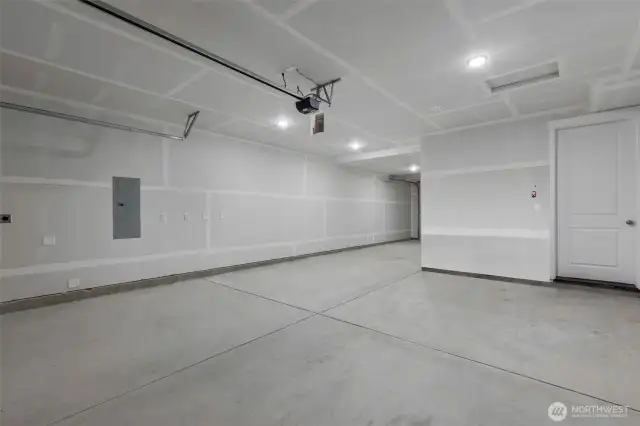 Photos of completed home on a different lot (Same Floor Plan)