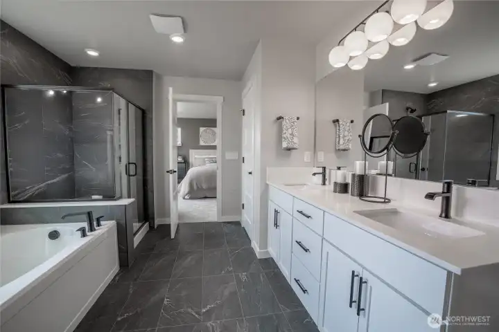 Image of model home of same plan. Colors/finishes may vary.