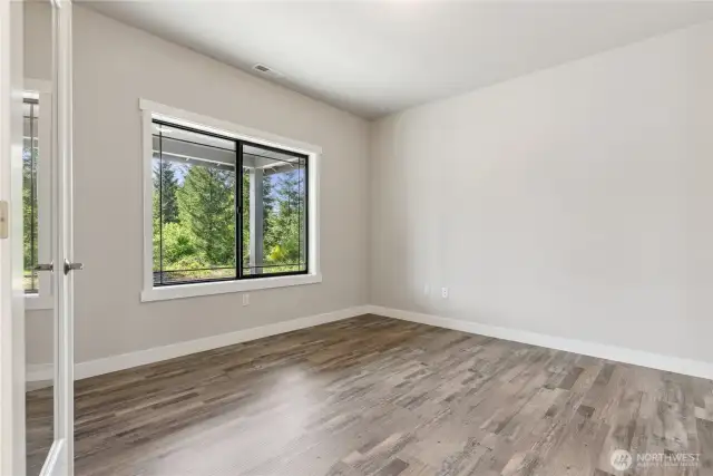 PHOTOS ARE FOR ILLUSTRATION PURPOSES ONLY. CHECK WITH LISTING BROKER ON STANDARD FEATURES