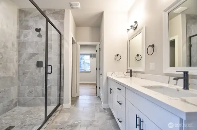 PHOTOS ARE FOR ILLUSTRATION PURPOSES ONLY. CHECK WITH LISTING BROKER ON STANDARD FEATURES