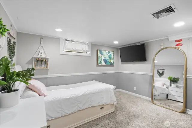 Downstairs bedroom #1