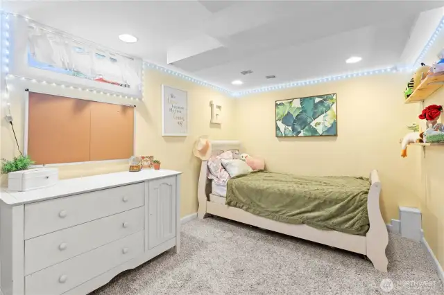 Downstairs bedroom #2