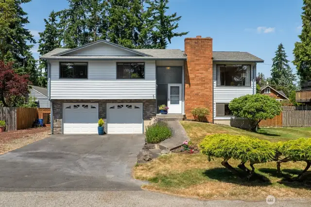 Welcome home to Edmonds!