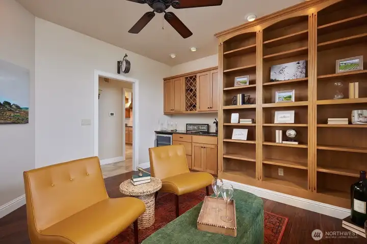 Library w/ Wet Bar